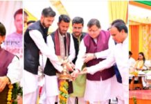 मुख्यमंत्री श्री पुष्कर सिंह धामी ने शुक्रवार को हेमवती नंदन बहुगुणा गढ़वाल केंद्रीय विश्वविद्यालय परिसर, श्रीनगर में आयोजित छात्रसंघ शुभारंभ समारोह में प्रतिभाग किया।