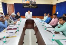 कार्यालय गन्ना एवं चीनी आयुक्त, उत्तराखण्ड, काशीपुर स्थित सभागार में एक महत्वपूर्ण बैठक आयोजित की गई।