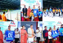 हिमाद्रि आइस रिंक की प्रथम वर्षगांठ कार्यक्रम में शामिल हुए मुख्यमंत्री पुष्कर सिंह धामी।