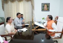 मुख्यमंत्री श्री धामी से आज कैबिनेट मंत्री एवं कुछ विधायकों ने की शिष्टाचार भेंट।