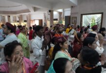 सोमनाथ स्वाभिमान पर्व* यात्रा में उत्तराखंड से सोमनाथ गया हुआ तीर्थ यात्रियों का दल आज दिनांक 17 जुलाई 2026 को शाम 4:00 बजे वेरावल रेलवे स्टेशन, सोमनाथ, गुजरात से उत्तराखंड के लिए रवाना हुआ।