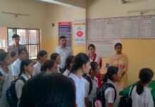कालसी क्षेत्र के रेजिडेंशियल स्कूल के छात्र-छात्राओं को साइबर अपराध, सड़क सुरक्षा, मादक पदार्थों के दुष्प्रभाव एवं उसके इस्तेमाल के खिलाफ वह साईंबर क्राइम एवं सोशल मीडिया से संबंधित विभिन्न मुद्दों पर में किया जागरूक।