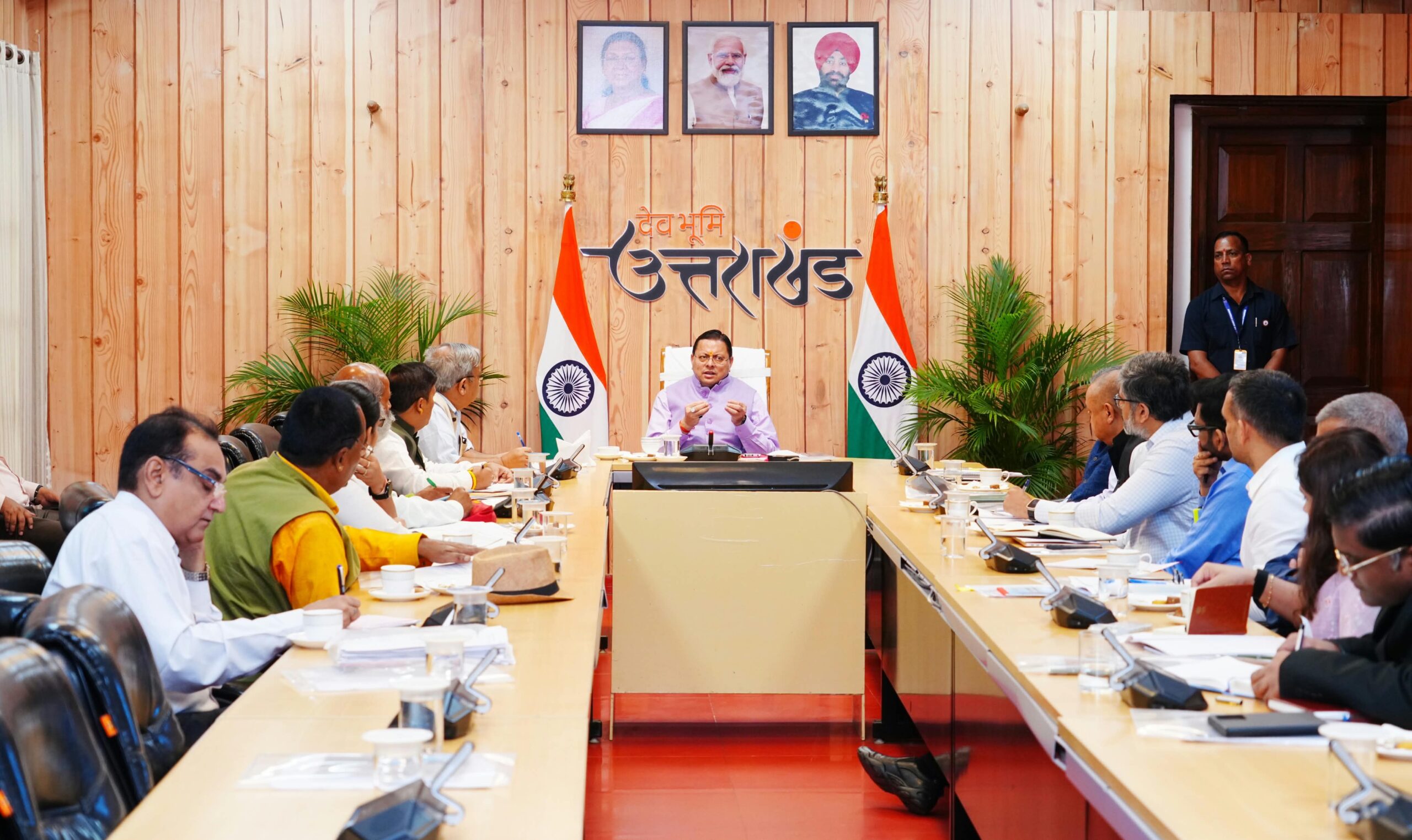 रिवर्स पलायन के लिए विभागीय योजनाओं का प्रभावी क्रियान्वयन सुनिश्चित करें : मुख्यमंत्री।