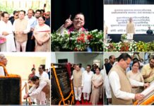 मुख्यमंत्री ने दून विश्वविद्यालय के दीक्षारम्भ सत्र का किया शुभारंभ, युवाओं से बड़े सपने देखने और उन्हें साकार करने का किया आह्वान।