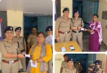 खोए हुए 14 मोबाइल फोन स्वामियों को प्रदान कर दून पुलिस ने लौटाई स्वामियों की मुस्कान।