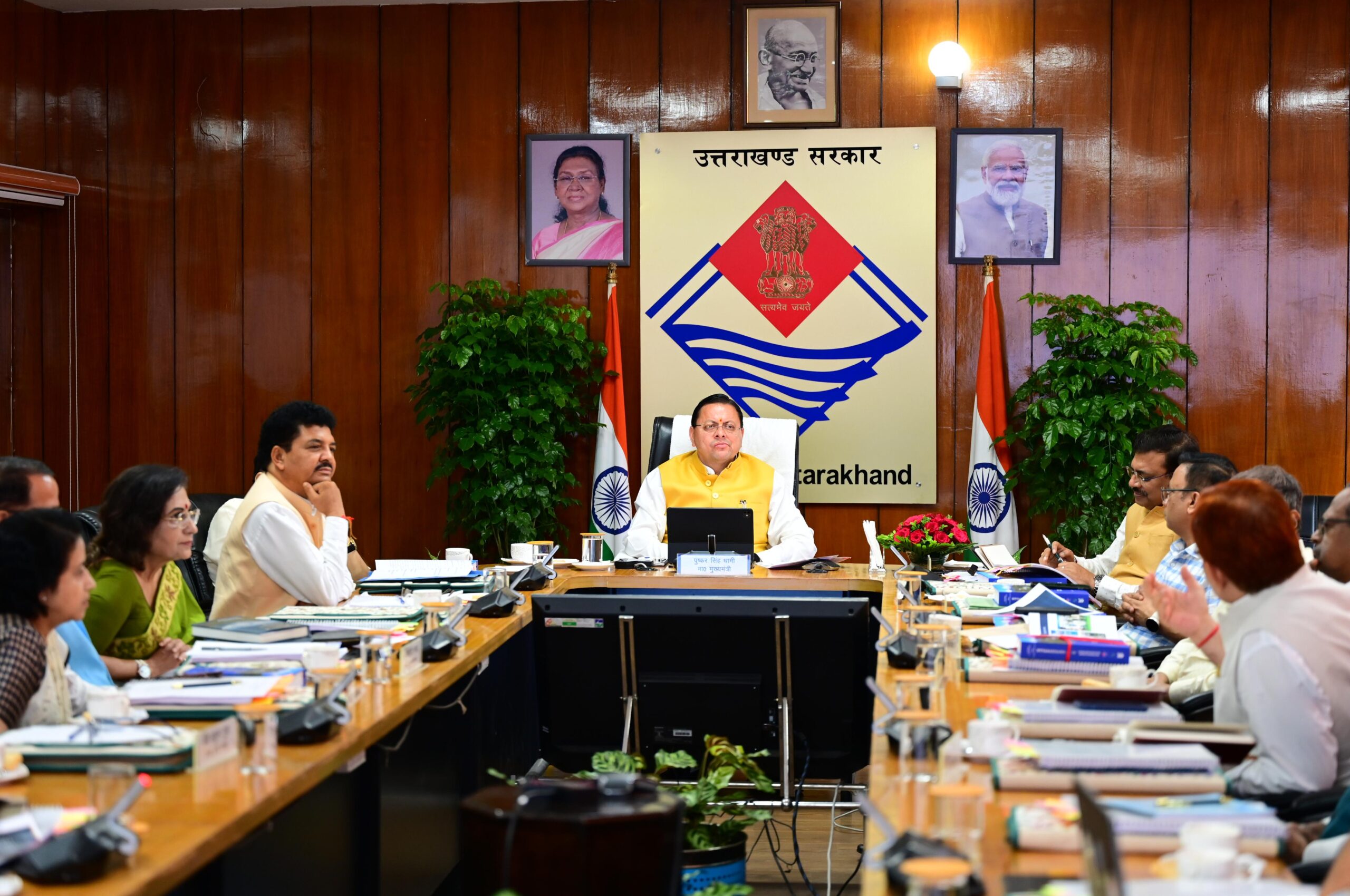 नीति निर्माण में शोध, नवाचार और प्रभावी क्रियान्वयन पर विशेष ध्यान दिया जाए : मुख्यमंत्री।