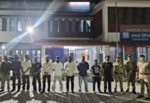 कोरोनेशन हॉस्पिटल नें हुयी मारपीट की घटना में दून पुलिस ने 10 युवकों को चिन्हित कर किया गिरफ्तार।