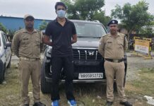 शान्ति भंग मे एक हुड़दंगी को किया गिरफ्तार, कार को किया गया सीज.