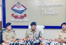 क्लेमेंट टाउन क्षेत्र में हुई हत्या की घटना का दून पुलिस ने किया खुलासा।