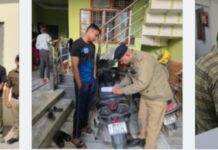 पटेल नगर में पुलिस द्वारा चलाए गए सत्यापन अभियान के दौरान अनियमितता मिलने पर 30 भवन स्वामियों का 83 पुलिस एक्ट में चालान कर किया 03 लाख रू0 का जुर्माना ।